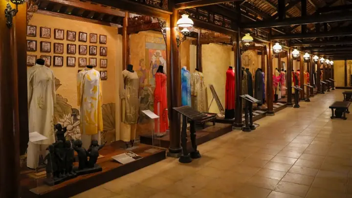 Bảo Tàng Áo Dài Việt Nam