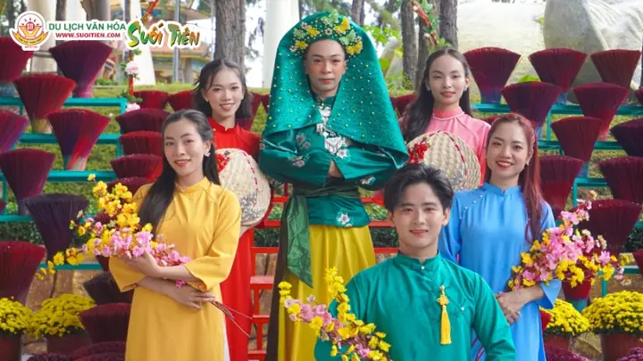 Công Viên Văn Hóa Suối Tiên