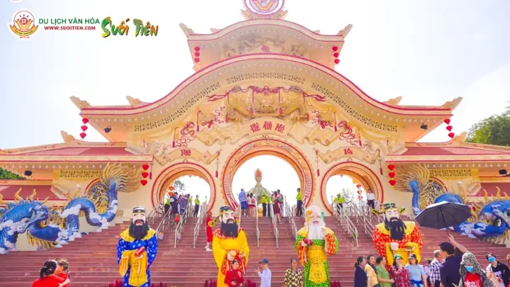 Công Viên Văn Hóa Suối Tiên