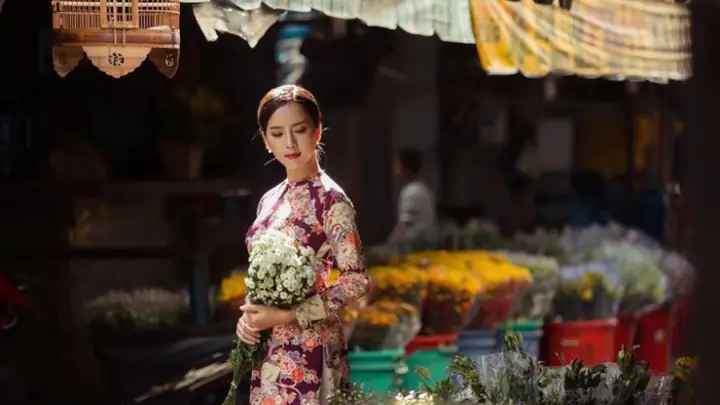 13. Chợ Hoa Hồ Thị Kỷ
