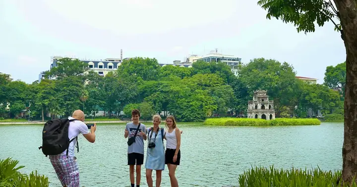Những Địa Điểm “checkin” Đẹp Nao Lòng Với Mùa Thu Hà Nội