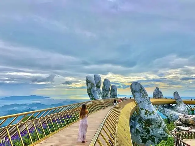 Những Địa Điểm Du Lịch Ở Việt Nam Thu Hút Khách Du Lịch Đầu Năm 2021 - Ảnh 8 Những Địa Điểm Du Lịch Ở Việt Nam Thu Hút Khách Du Lịch Đầu Năm 2021 - Ảnh 8