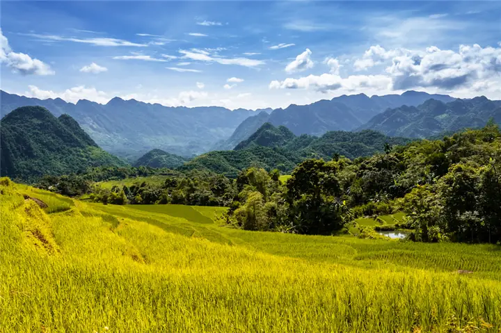 Mai Châu - Địa Điểm Trekking Gần Hà Nội Đẹp Yên Bình