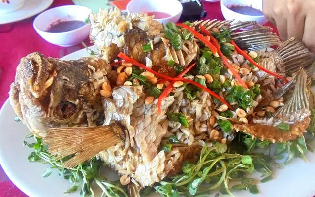 Ẩm Thực Điểm Hẹn Sài Gòn Ở Tp. Hcm | Foody.vn