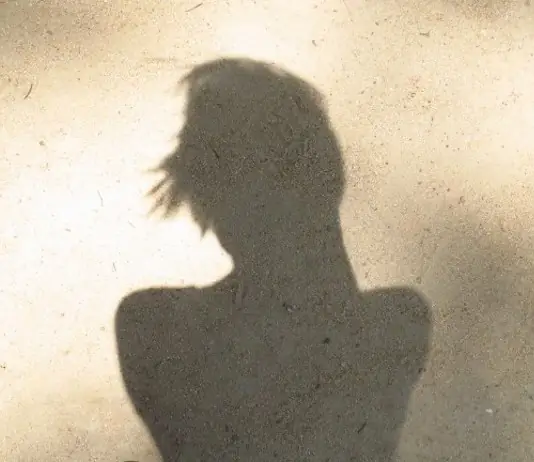 Out Of The Margins :: Two Poems By Nhã Thuyên - Dvan