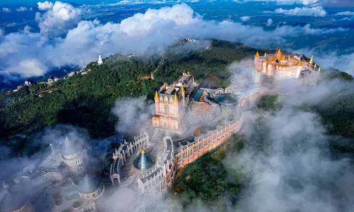 Cẩm Nang Du Lịch Bà Nà Hills 2025 Từ A-z: Di Chuyển, Ăn Chơi, Thăm ...