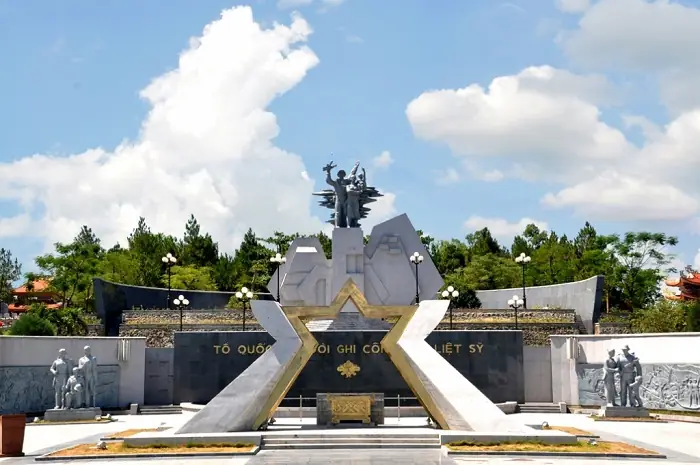 Nghĩa Trang Liệt Sĩ Quốc Gia Đường 9