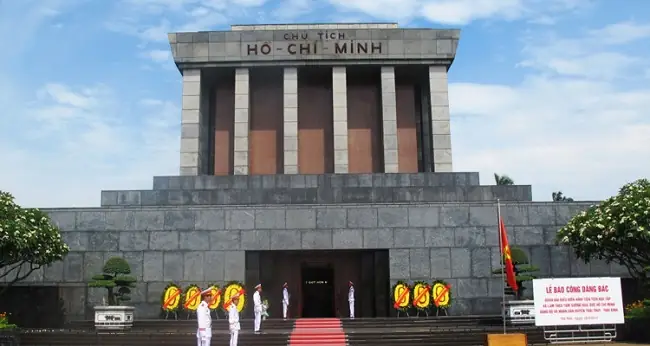 Mùa Thu Hà Nội Chơi Gì?