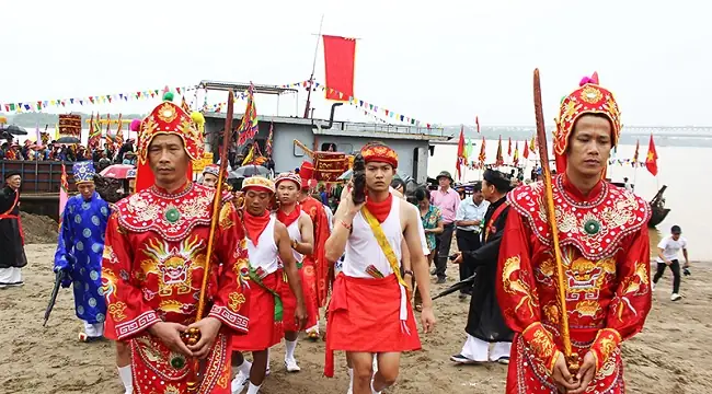 Mùa Hè Hà Nội Chơi Gì?
