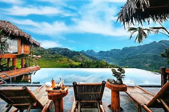 Mặc Gì Đi Làng Cổ Đường Lâm Để Chụp Hình Sống Ảo?