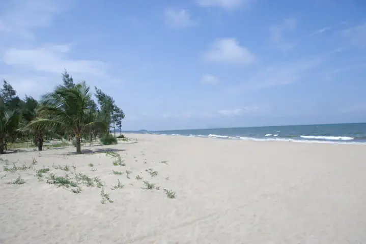 Tour Du Lịch: Hà Nội – Biển Hải Tiến – Hà Nội 3n2đ | Hoàng ...