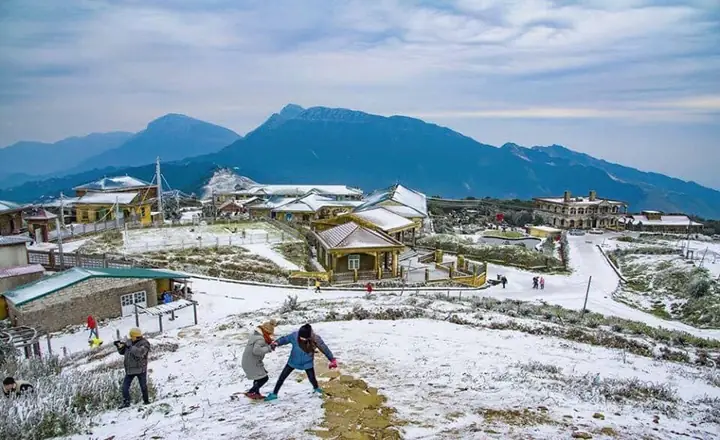 Du Lịch Mẫu Sơn 1 Ngày