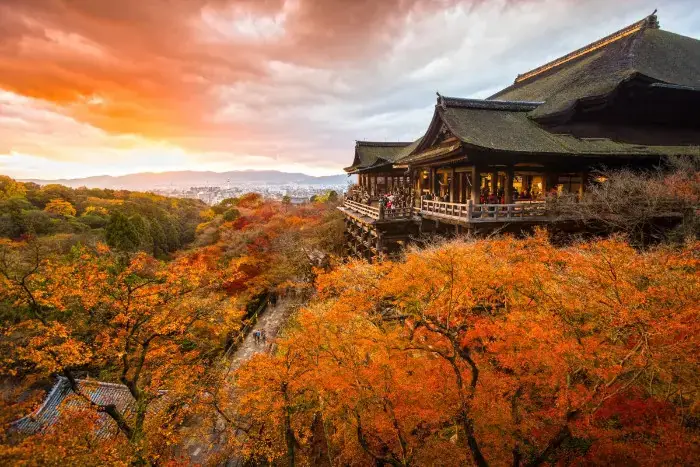Chùa Kiyomizu-dera (chùa Thanh Thủy) Chùa Kiyomizu-dera (chùa Thanh Thủy)