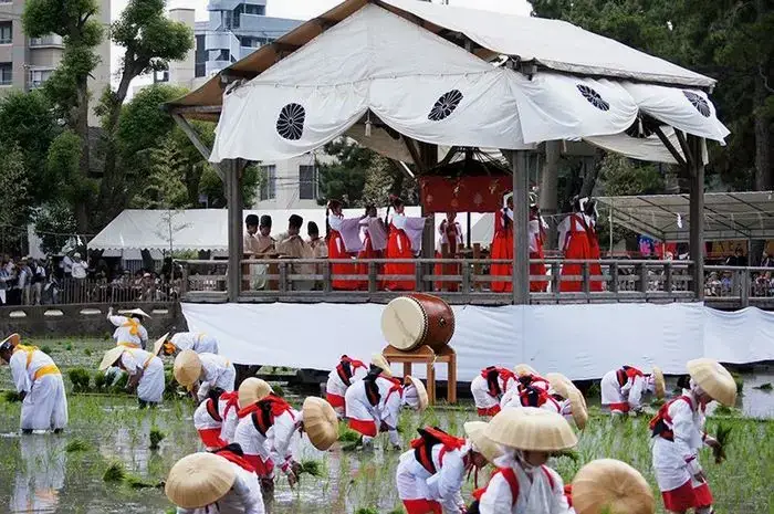Lễ Hội Niinamesai Lễ Hội Niinamesai