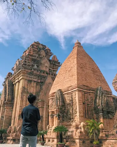 /upload/image/nha-trang/du-lich-nha-trang-30-4/thap-ba-ponagar.jpg