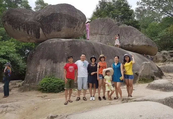 Kinh Nghiệm Du Lịch Sầm Sơn: Check In Ở Đâu? Kinh Nghiệm Du Lịch Sầm Sơn: Check In Ở Đâu?