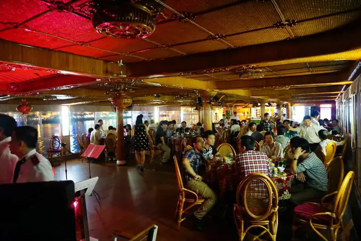 Ăn Tối Trên Tàu Rồng Sông Hàn (nhà Hàng Trên Sông Hàn) Ăn Tối Trên Tàu Rồng Sông Hàn (nhà Hàng Trên Sông Hàn)