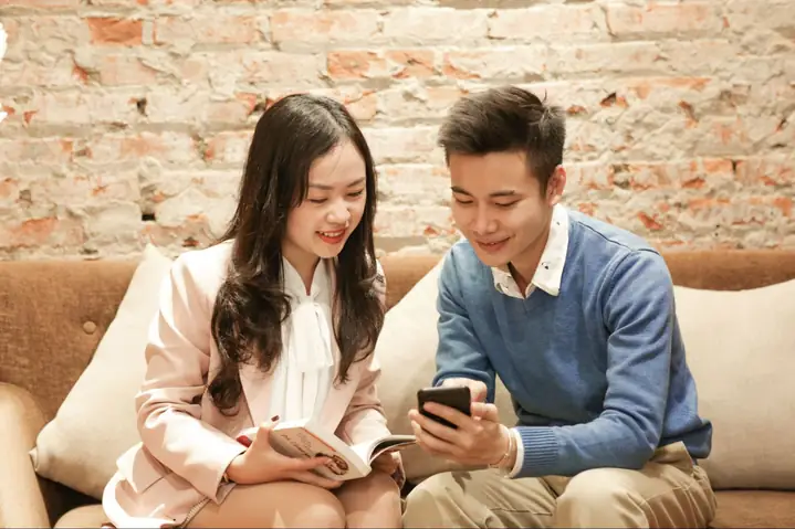 Đặt Vé Tàu Cho Học Sinh, Sinh Viên: Chính Sách Giảm Giá Mới Nhất