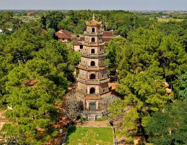Lịch Sử Và Truyền Thuyết Chùa Thiên Mụ
