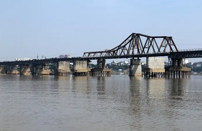 Lịch Sử Thăng Trầm Của Cầu Long Biên