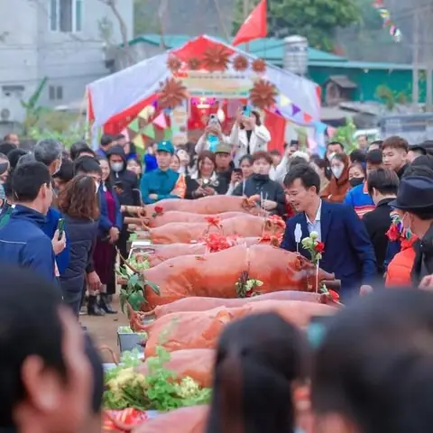 Trải Nghiệm Văn Hóa Ẩm Thực Độc Đáo Tại Hội Thi Lợn Quay Lạng Sơn Mừng Xuân Ất Tỵ 2025