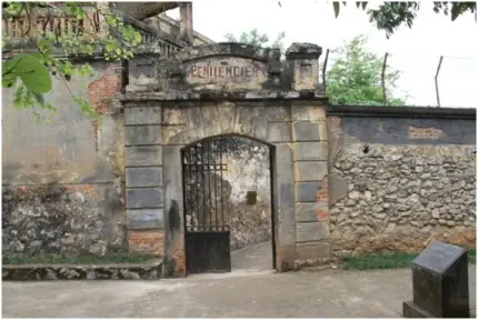 Tích Lịch Sử Nhà Tù Sơn La