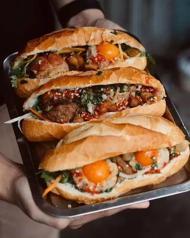 Bánh Mì Xíu Mại