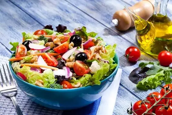 Salad Rau Củ Quả Mix Khô Gà Hoặc Khô Bò