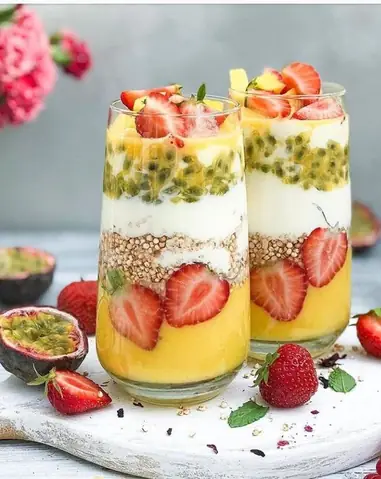 Hoa Quả Tươi Và Sữa Chua