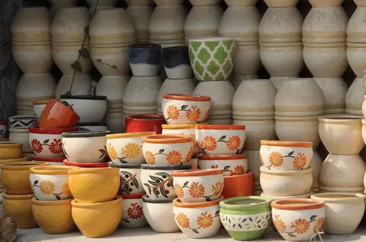 Gốm Sứ Tân Vạn (tp. Hồ Chí Minh)
