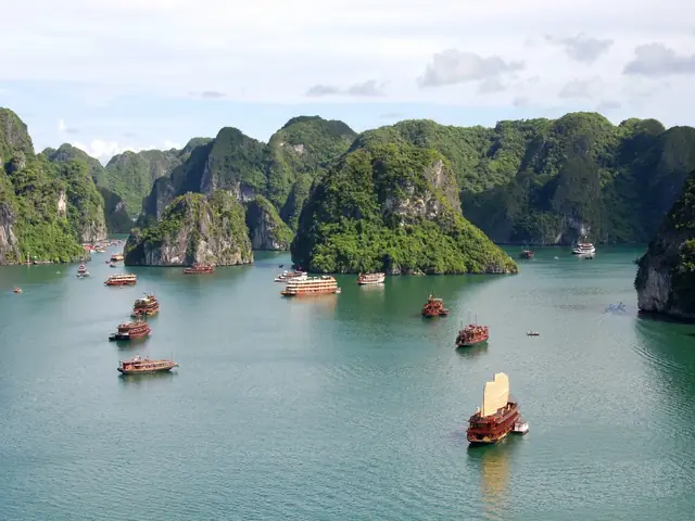 Natural Wonders Of The World: Halong Bay And Beyond | Halong ... Natural Wonders Of The World: Halong Bay And Beyond | Halong ...
