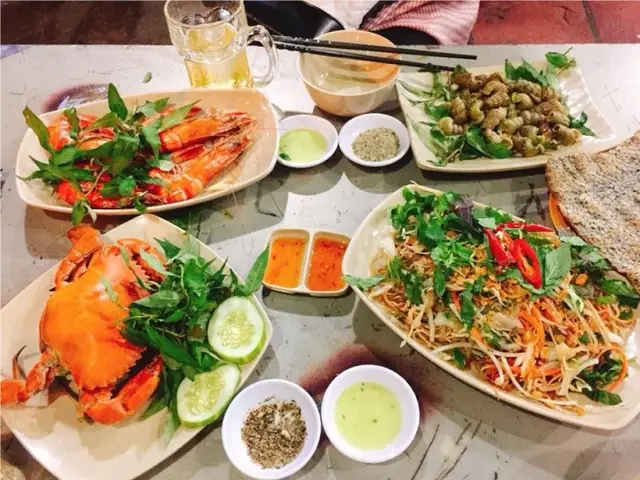 Người Nghĩ Nha Trang Đắt Đỏ Là Chưa Biết 5 Địa Chỉ Hải Sản Giá Bình Dân Mà Siêu Chất Lượng Này! - 1 Người Nghĩ Nha Trang Đắt Đỏ Là Chưa Biết 5 Địa Chỉ Hải Sản Giá Bình Dân Mà Siêu Chất Lượng Này! - 1