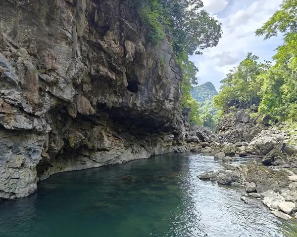 Phong-nha-ke-bang-quang-binh-city