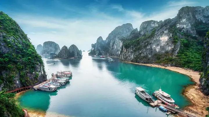 Mùa Hè Nên Đi Du Lịch Ở Đâu? 20 Địa Điểm Lý Tưởng Nhất | Xanh Sm