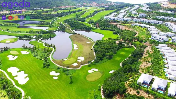 Sân Golf Tiêu Chuẩn Quốc Tế