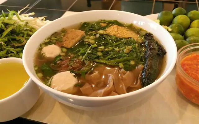 Bánh Đa Cua Hải Phòng - Thống Nhất Mới Ở Vũng Tàu | Foody.vn