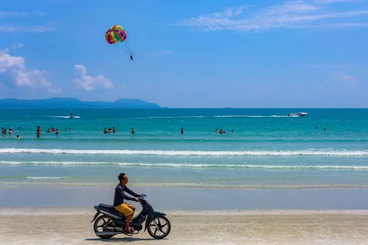Biển Đẹp Nào Ở Việt Nam Nổi Tiếng Nhất?