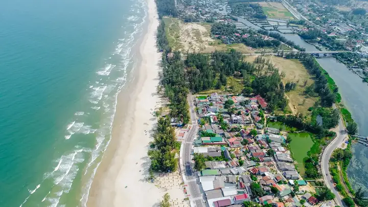 Biển Mỹ Khê Quảng Ngãi: Điểm Đến Hấp Dẫn Tại Nam Trung Bộ