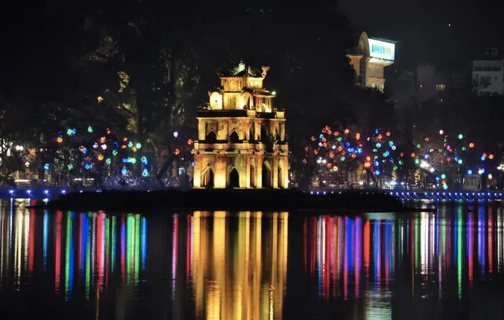 Lung Linh Hồ Hoàn Kiếm