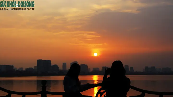 Hình Ảnh Cho Hình Ảnh Hoàng Hôn Hồ Tây: Hình Ảnh Cho Hình Ảnh Hoàng Hôn Hồ Tây: