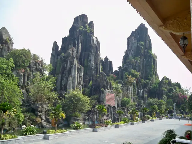 Hình Ảnh Núi Ngũ Hành Sơn Đẹp Hình Ảnh Núi Ngũ Hành Sơn Đẹp
