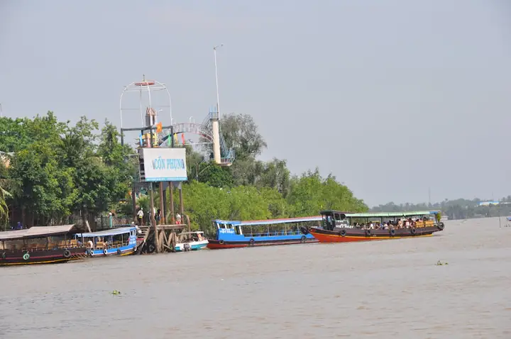 Bến Tre: Hình Ảnh Sông Nước Miệt Vườn