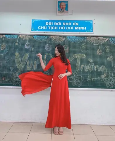 Hình Ảnh Cho Hình Vẽ Cô Giáo Mặc Áo Dài: Hình Ảnh Cho Hình Vẽ Cô Giáo Mặc Áo Dài: