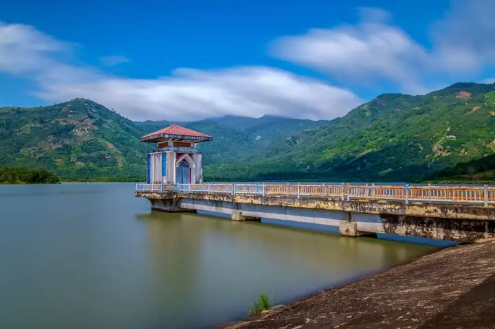 Vai Trò Của Hồ Am Chúa Đối Với Người Dân Diên Khánh