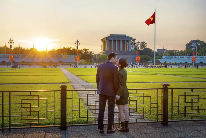 What To Wear To Ho Chi Minh Mausoleum: Dress Code And Etiquette