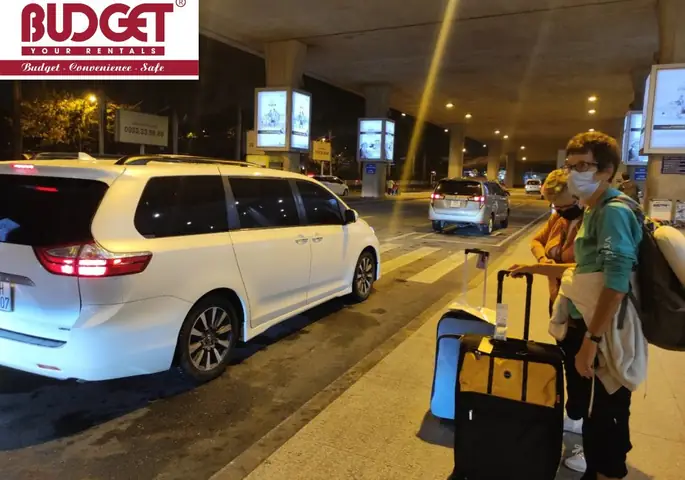 Tourists Wait Taxi At Ho Chi Minh Airport Tourists Wait Taxi At Ho Chi Minh Airport