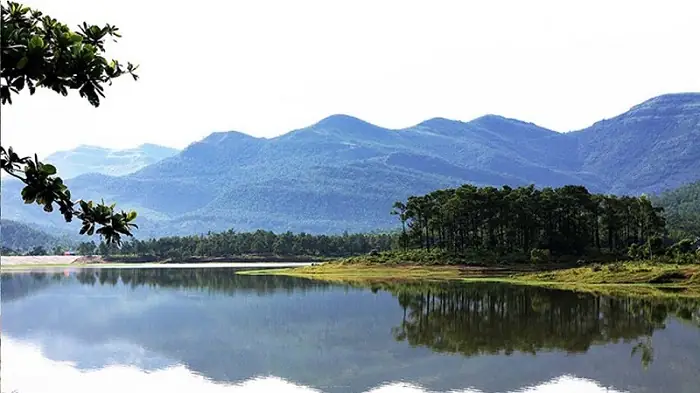 Hồ Yên Trung Quảng Ninh - Đà Lạt “đẹp Như Mơ” Của Miền Bắc Hồ Yên Trung Quảng Ninh - Đà Lạt “đẹp Như Mơ” Của Miền Bắc