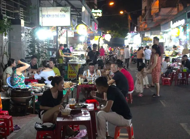 Đặc Trưng Của Phố Ẩm Thực Quy Nhơn