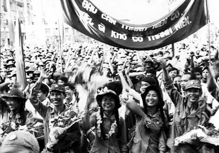 Hàng Triệu Thanh Niên Tham Gia Phong Trào “ba Sẵn Sàng”. Ảnh: Tư Liệu