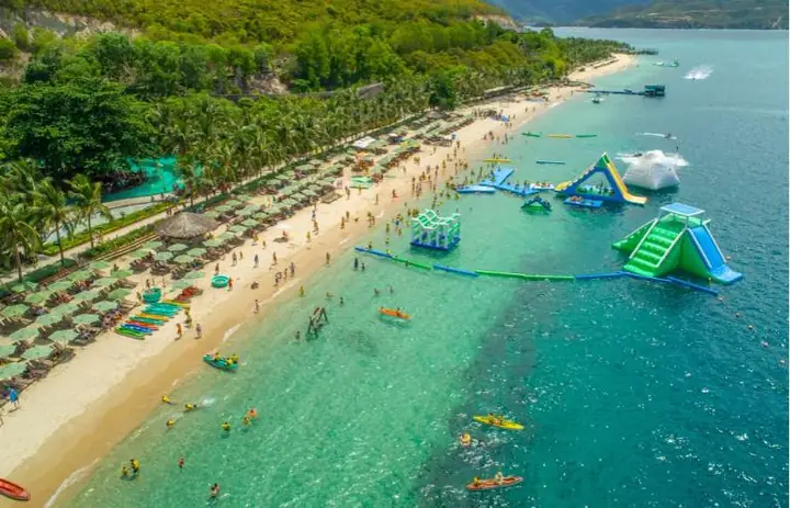 Bãi Biển Cát Trắng Tinh Bãi Biển Cát Trắng Tinh